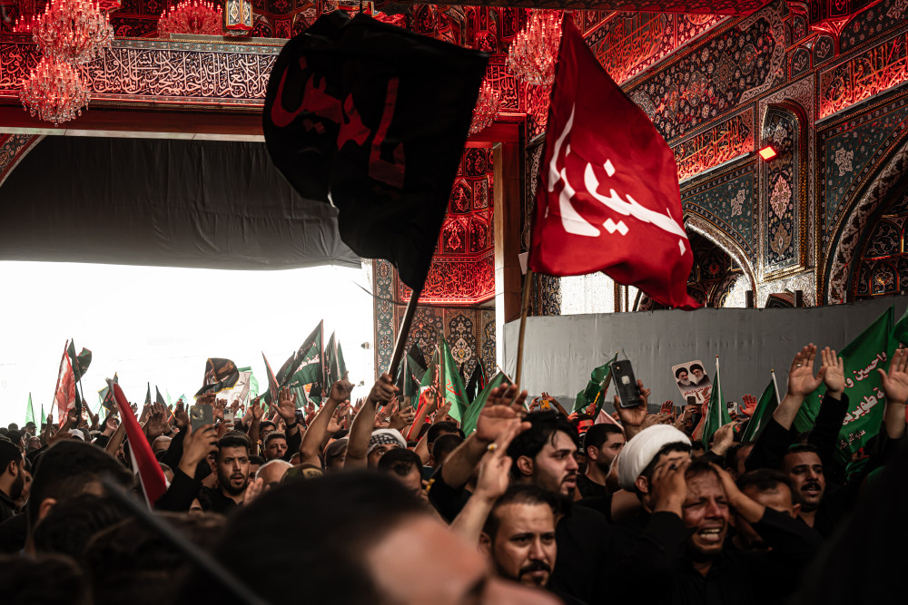 لبيك ياحسين .. اجعلها حقيقة متى يضحي الإنسان بنفسه وأعز ما يملك؟